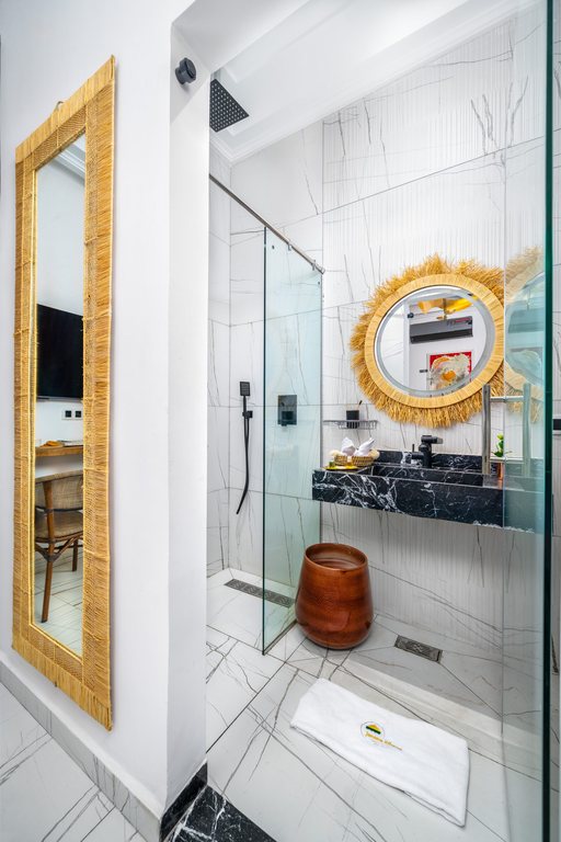 En-suite bathroom of a standard room with a walk-in rain shower
